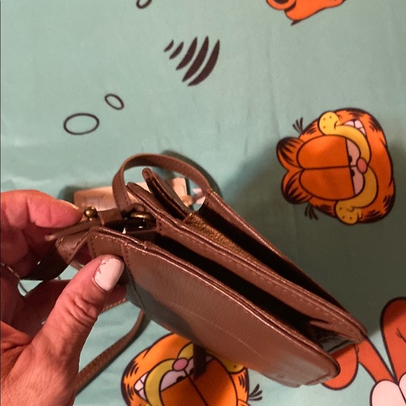 Lucky Brand brown Leather 3 in 1 Crossbody Bag retails for 108.00 dollars - Picture 13 of 16